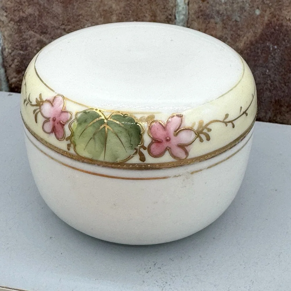 Antique Nippon Morimura Bros Japan Floral Porcelain Powder Trinket‎ Box 1910s